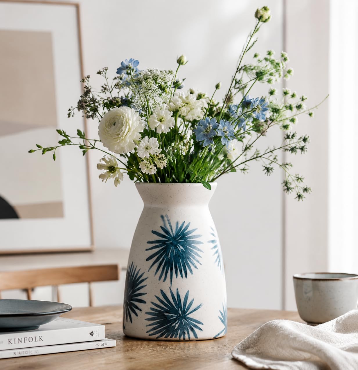 hjn White Flower Vase- Ceramic Vase for Decor, White vase for Flowers, Modern Vases for Living Room/Home Decor Accents/Entryway/Mantel/Bookshel